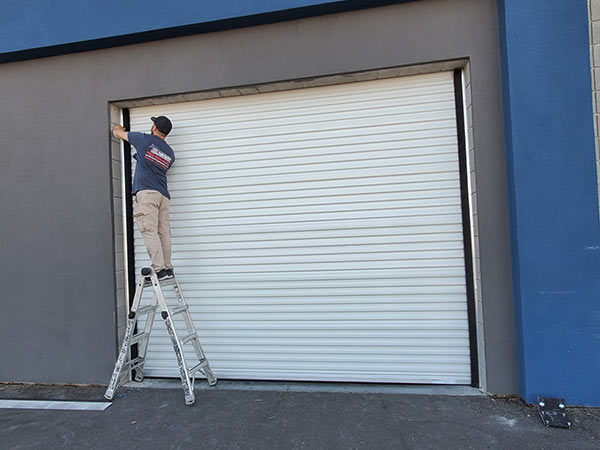 Call Pacific Experts for Emergency Garage Door Repair