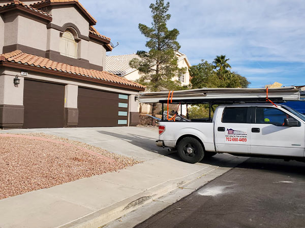 Reliable 24/7 Emergency Garage Door Repairs