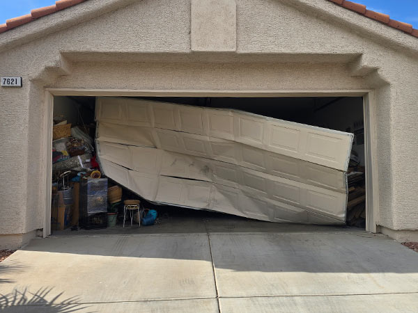 Signs It’s Time for a New Garage Door