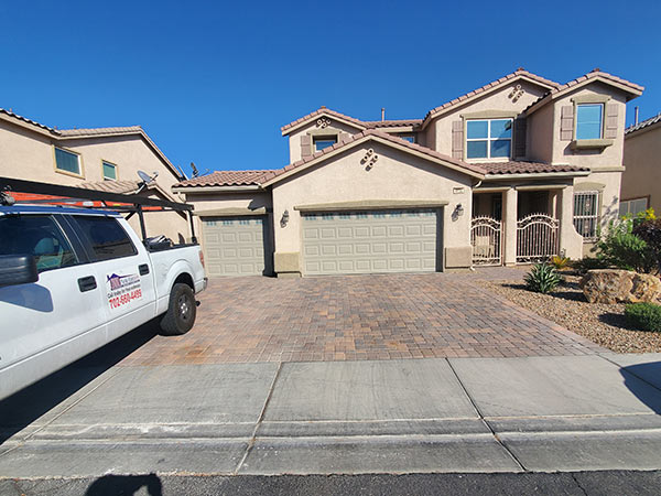The Benefits of Replacing Your Garage Door