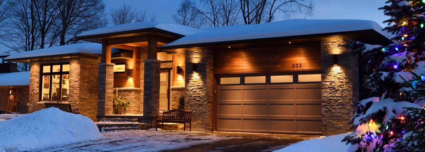 Garage Doors in Extreme Weather